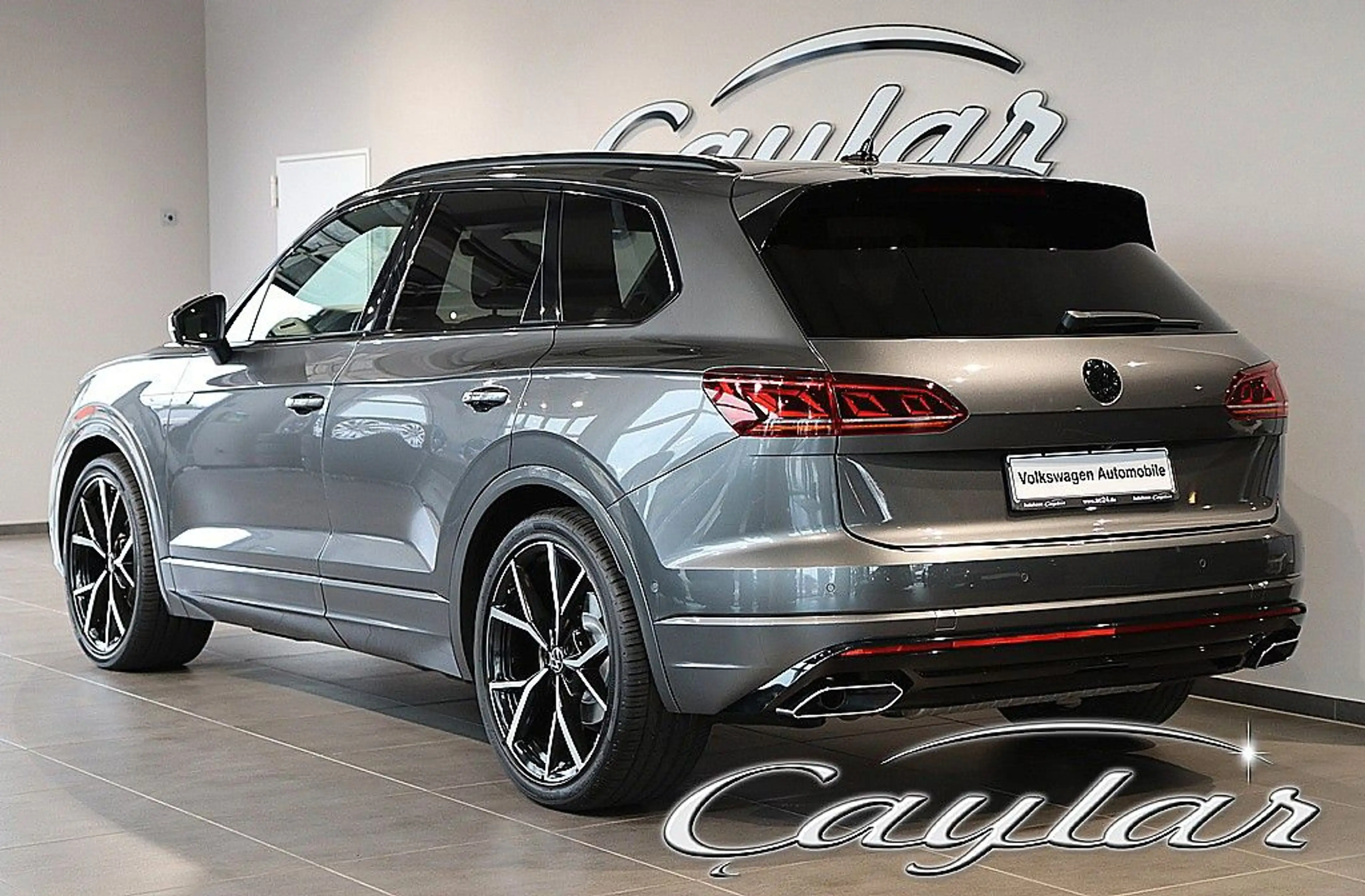 Volkswagen Touareg TOUAREG R-LINE MASSAGE SITZBELÜFT DYNAUDIO AHK — photo 8