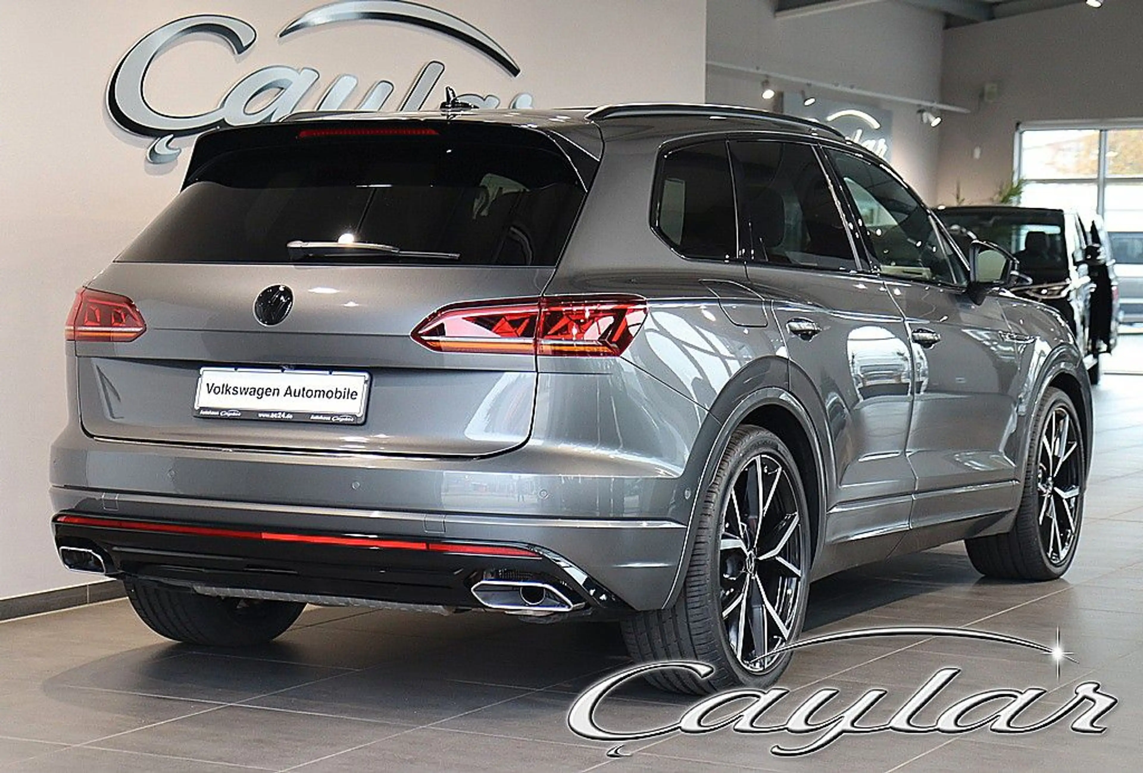 Volkswagen Touareg TOUAREG R-LINE MASSAGE SITZBELÜFT DYNAUDIO AHK — photo 6