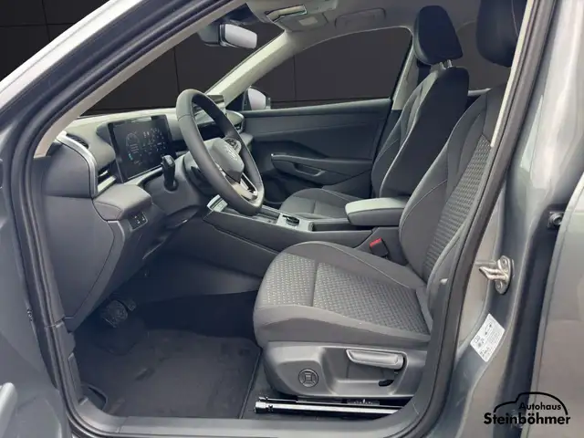 Volkswagen T-Roc view 15