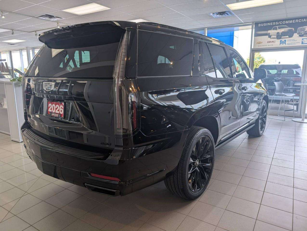 2026 Cadillac Escalade Platinum Sport Local Client Owned // Like New // N — снимка 1