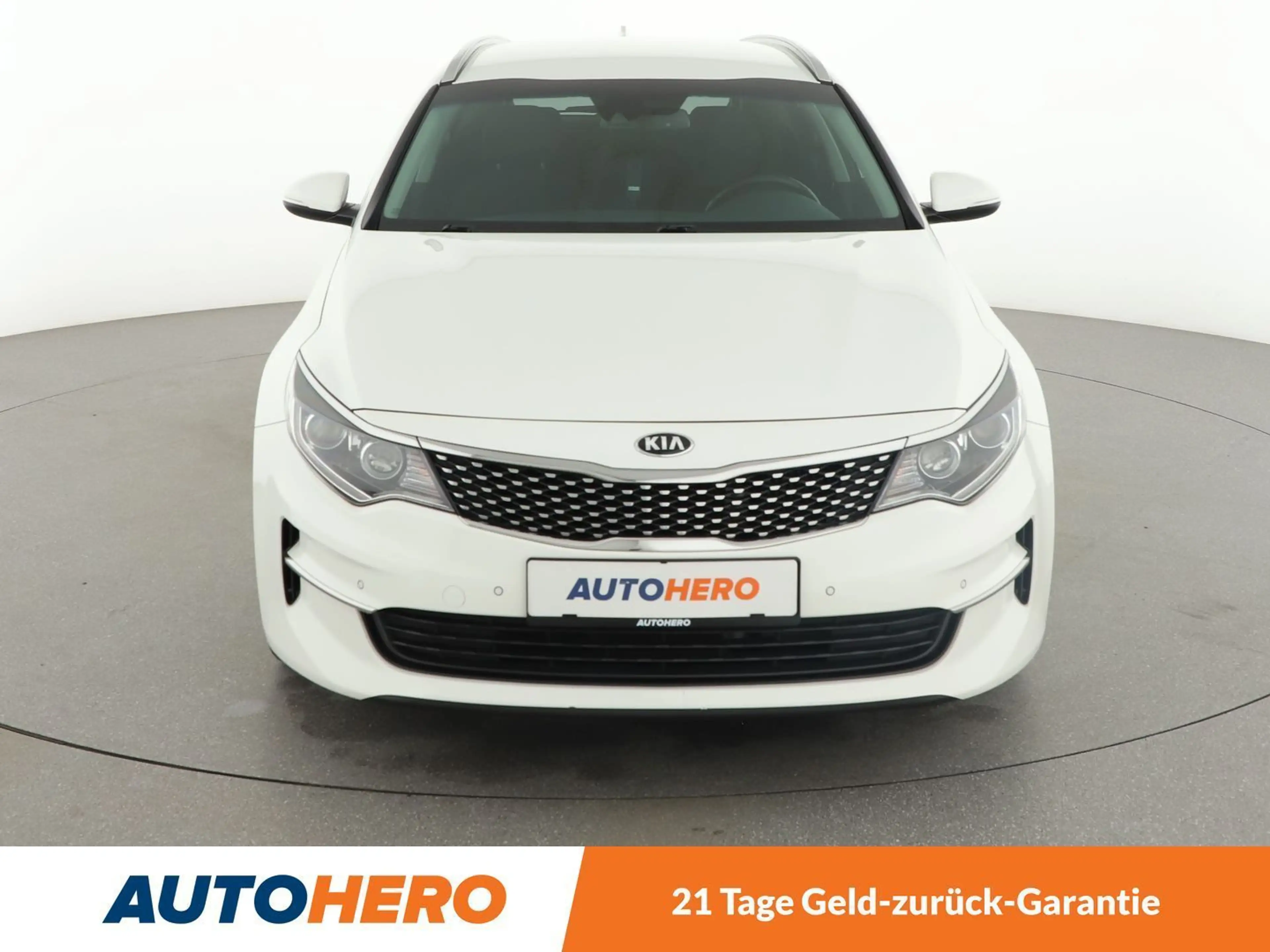 Kia Optima 1.7 CRDi Vision Aut*NAVI*TEMPO*CAM*PDC*SHZ* — photo 9