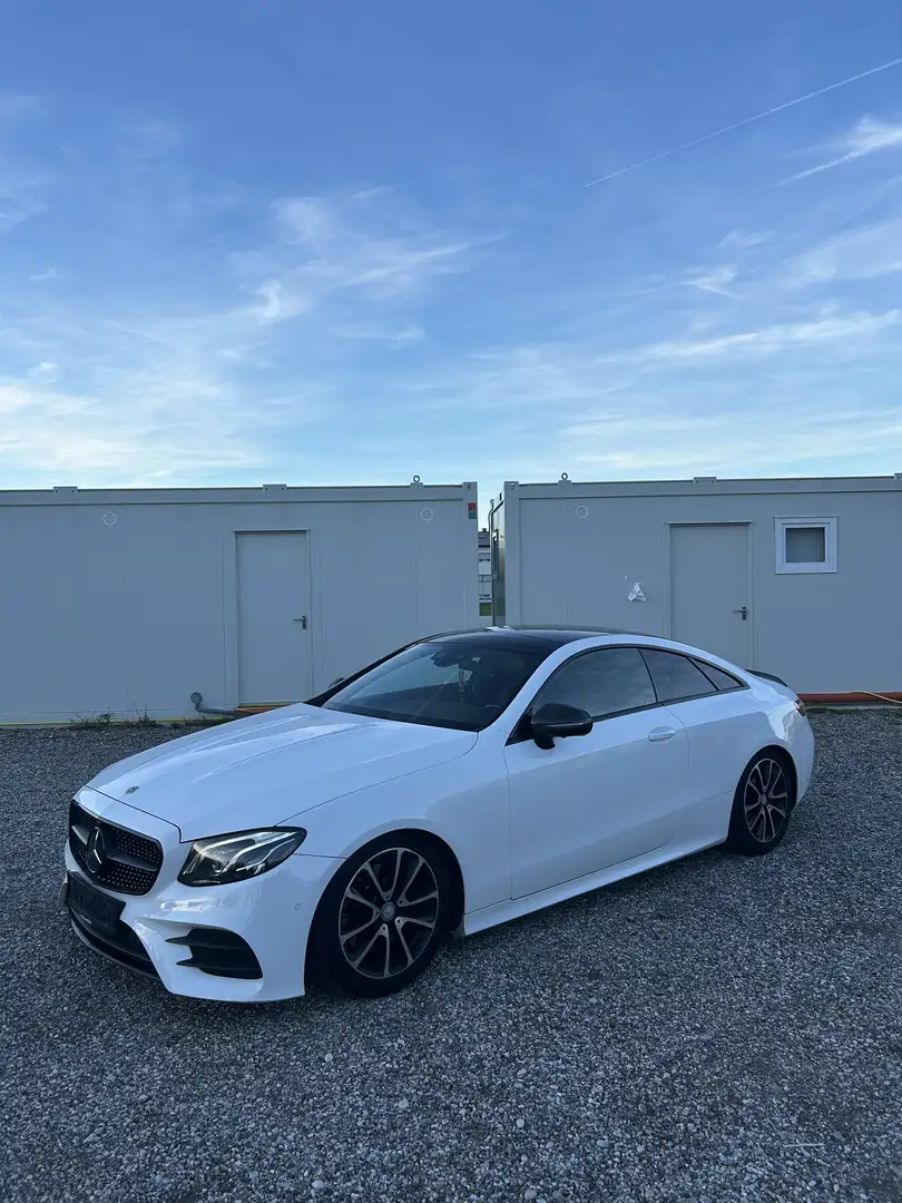 Mercedes-Benz E 220 Diesel Coupe AMG Line - 2