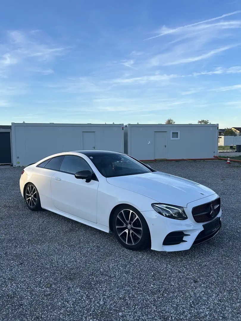 Mercedes-Benz E 220 Diesel Coupe AMG Line - 1