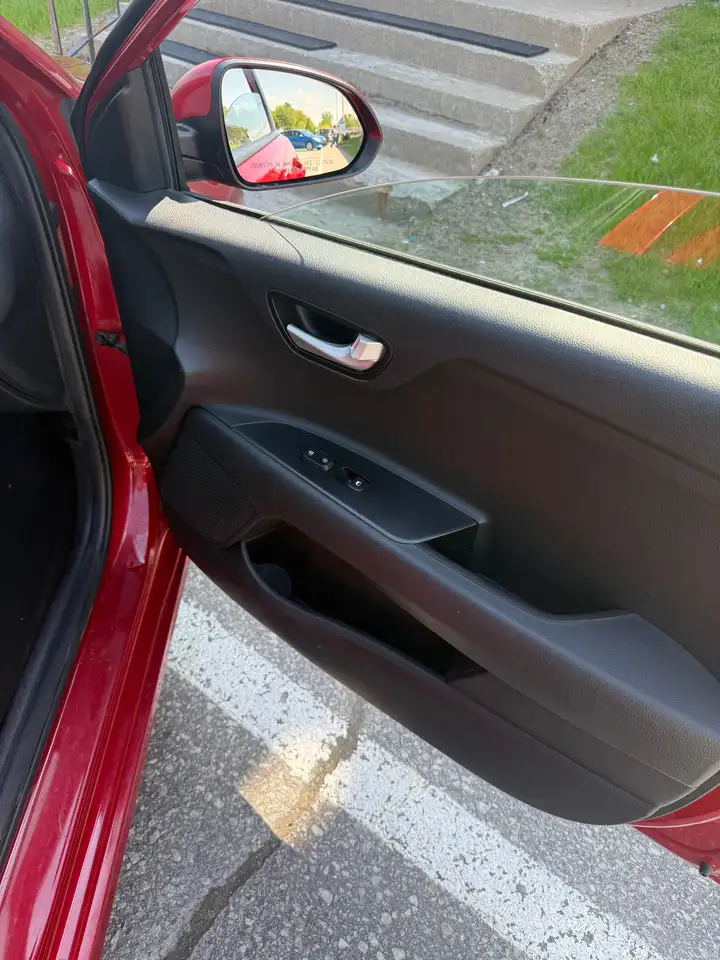 Kia Rio снимка Kia Rio