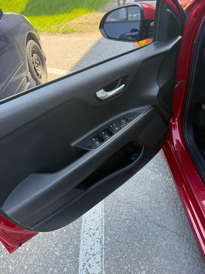 Kia Rio снимка Kia Rio