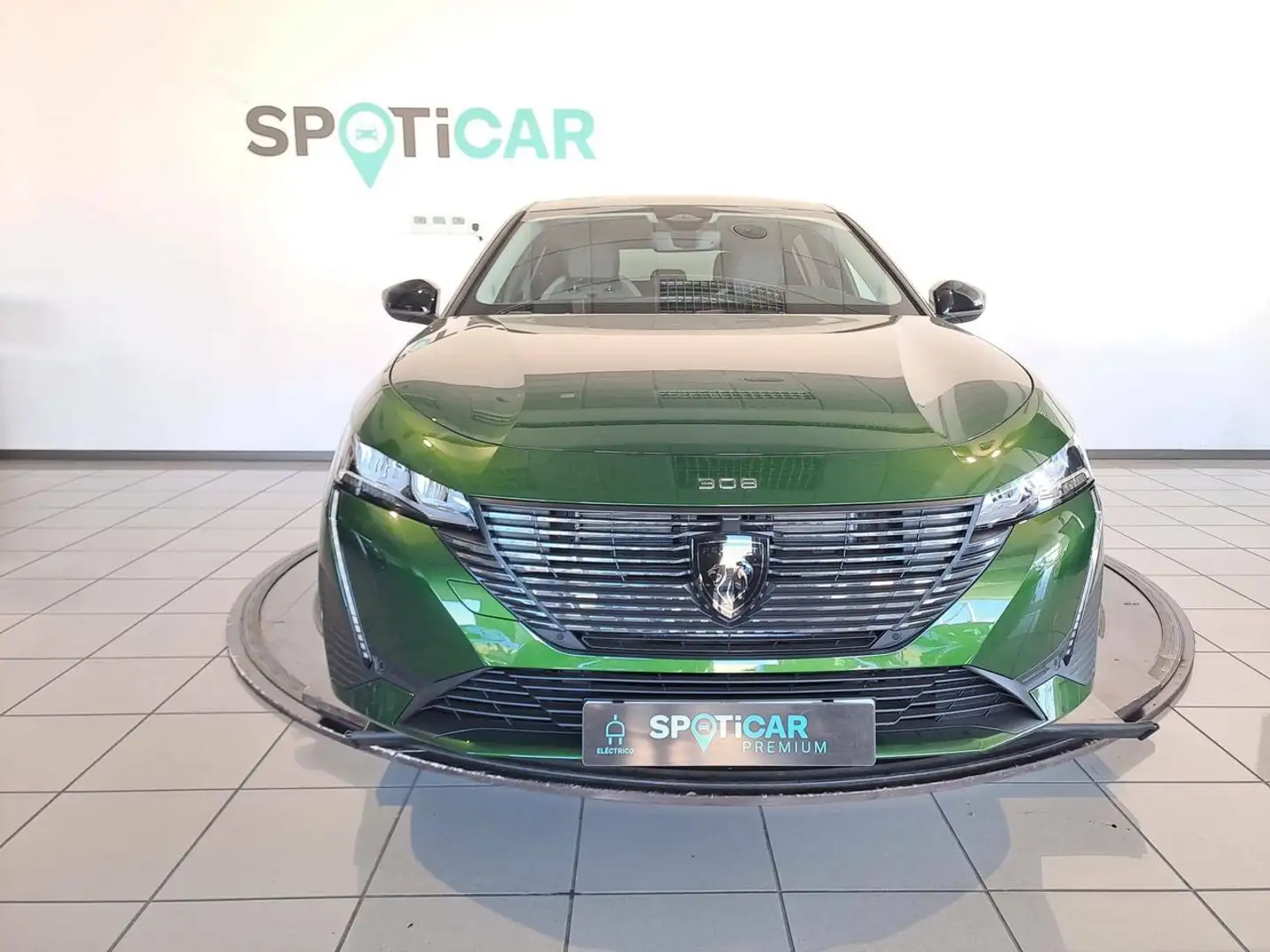 Peugeot 308 5P  Hybrid 180 eEAT8 Allure Groen - 2