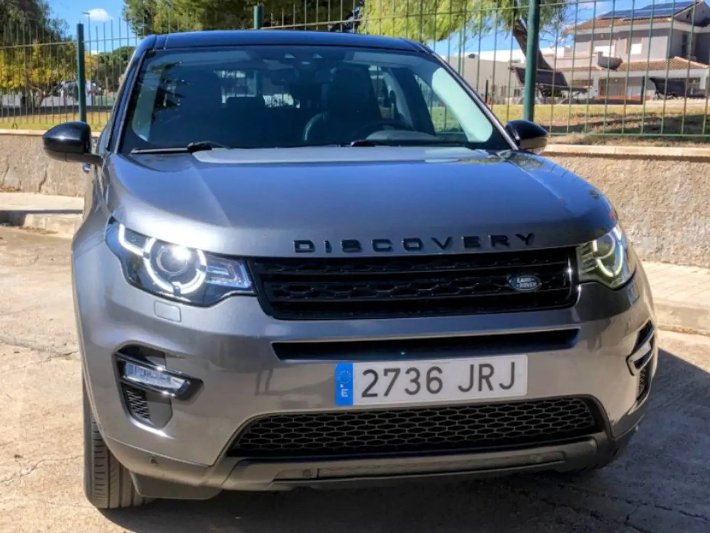 Land Rover Discovery Sport 2.0TD4 HSE 4x4 Aut. 180 Gris - 1