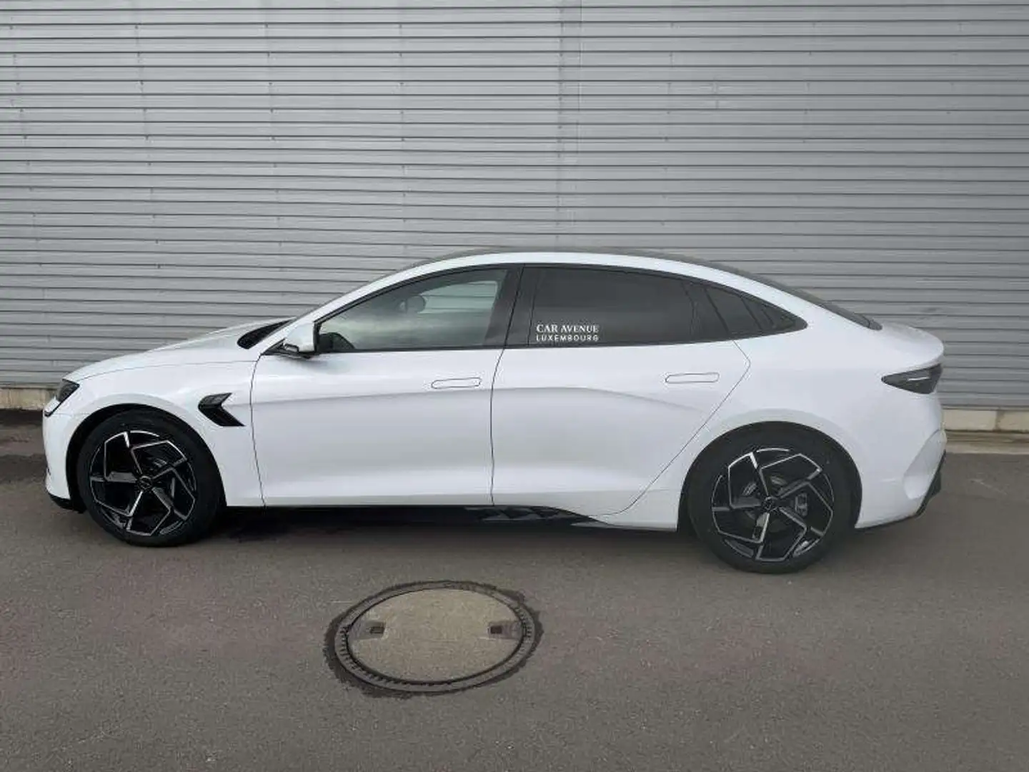 BYD Seal EXCELLENCE Blanc - 2