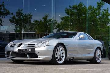 5.4 V8 McLaren