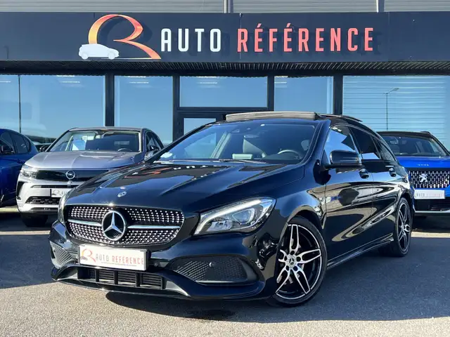 Mercedes-Benz CLA 220 220 D FASCINATION 7G-DCT / TOIT OUVRANT / CAMERA / CARPLAY / 220D