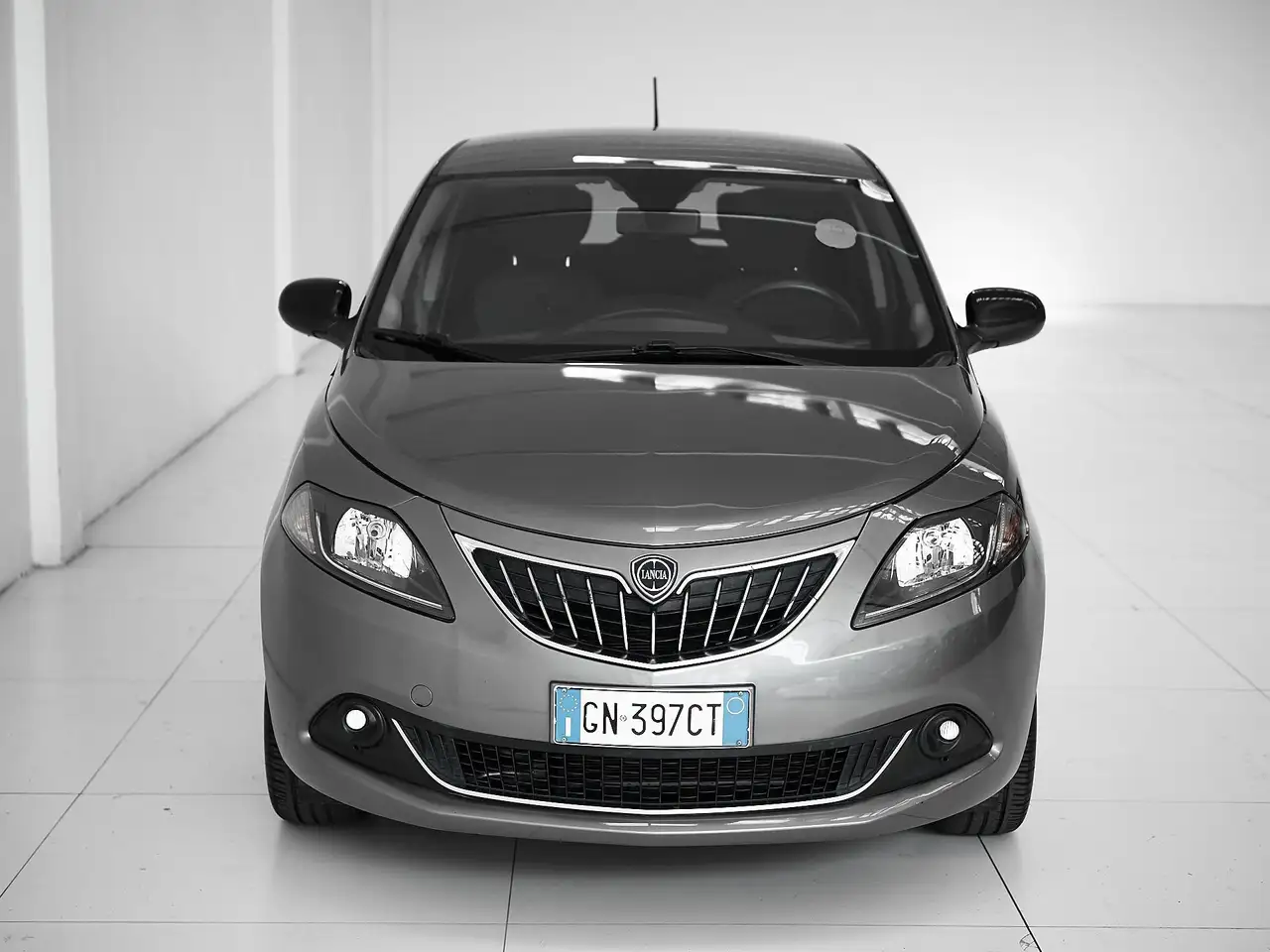 Lancia Ypsilon 2023 — фото 6
