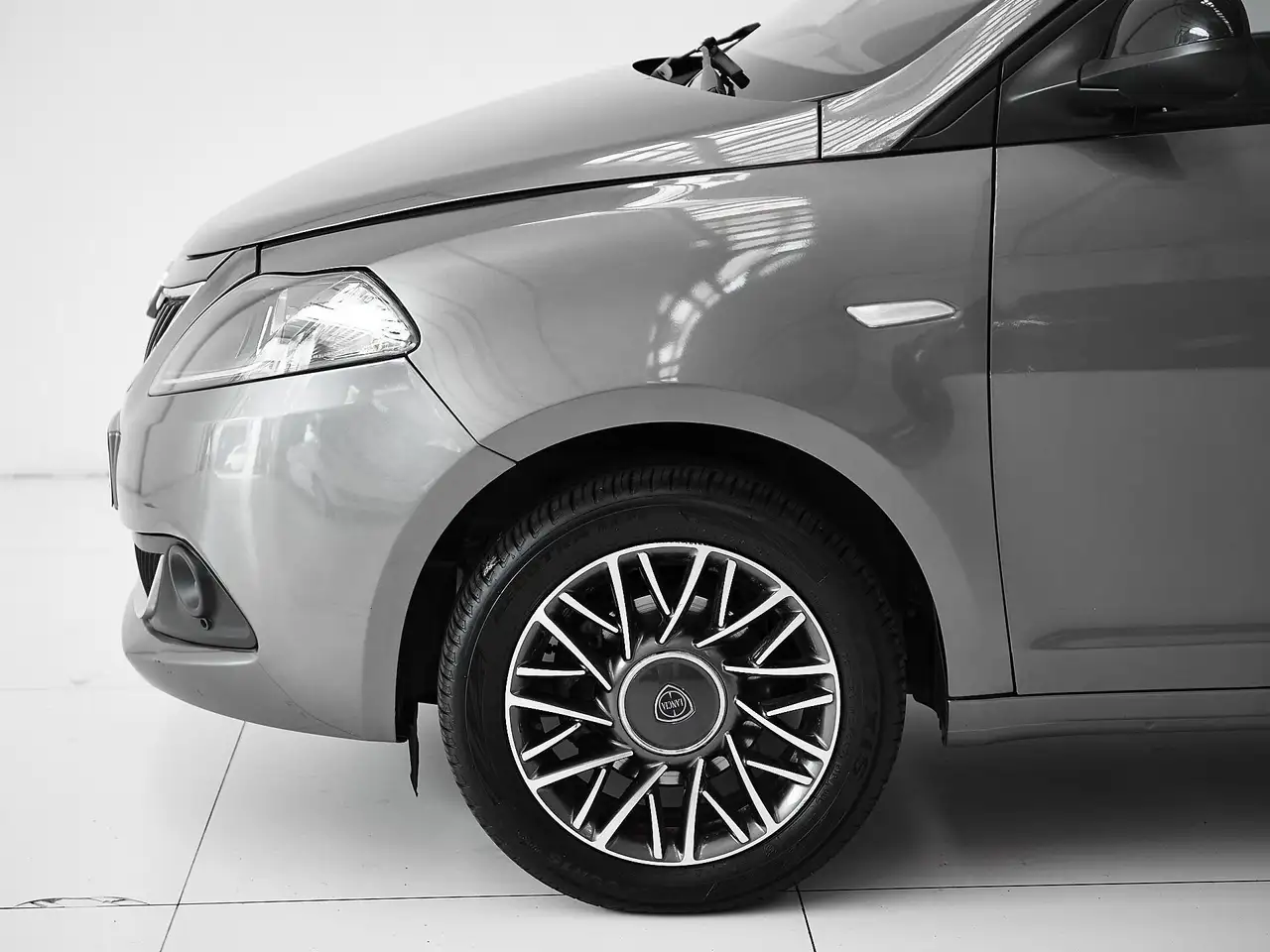 Lancia Ypsilon 2023
