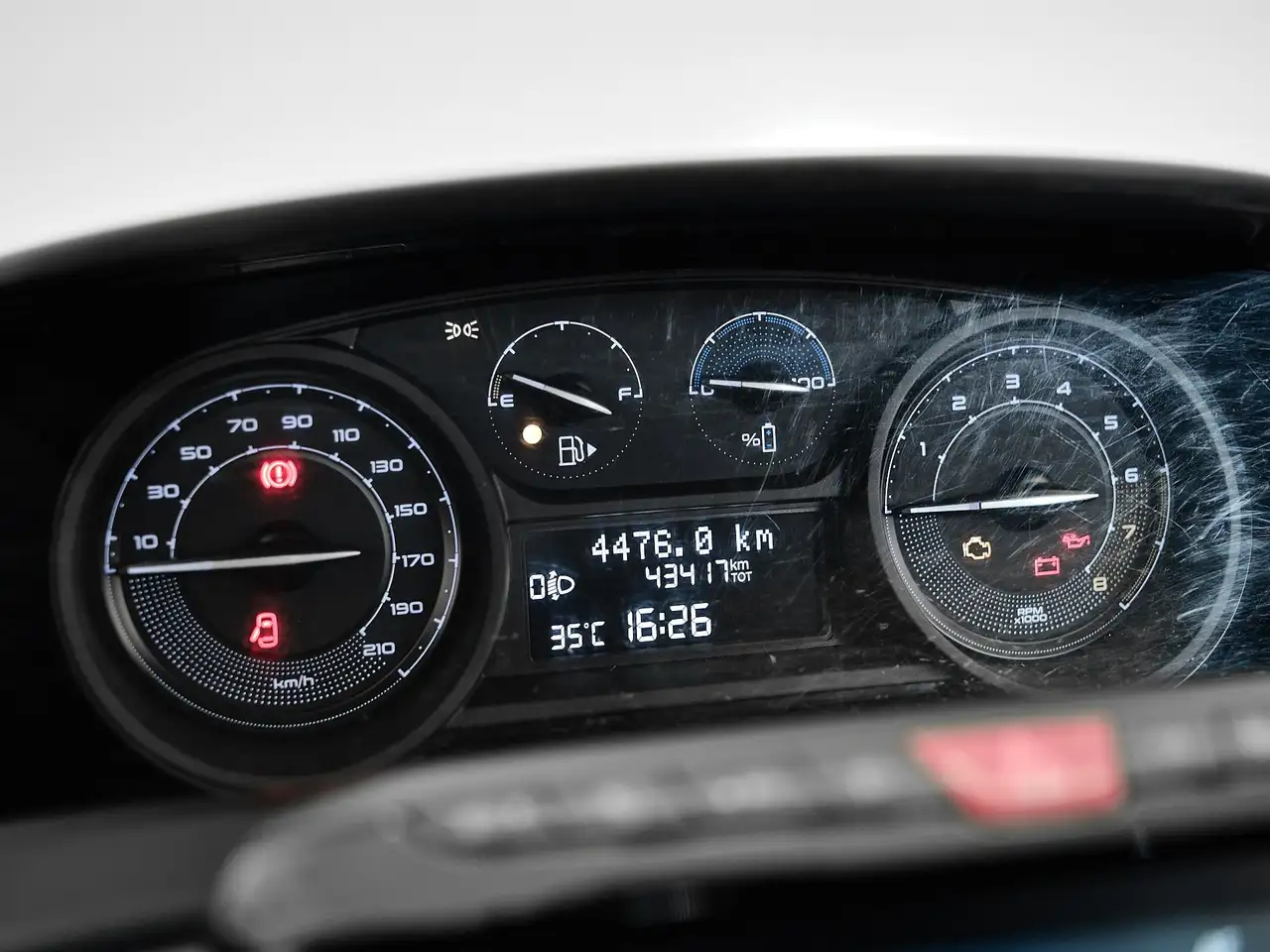 Lancia Ypsilon 2023 — фото 12