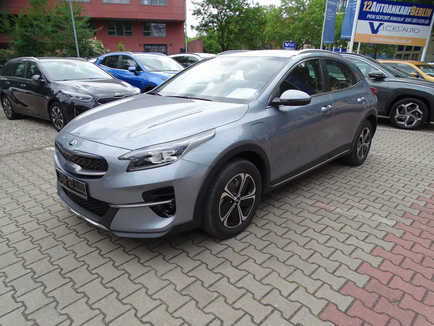 Kia XCeed 1.6 Plug-in Hybrid Vision Automatik Blau - 1