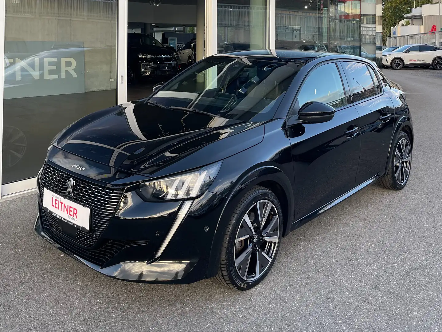 Peugeot 208 GT - Line Noir - 1