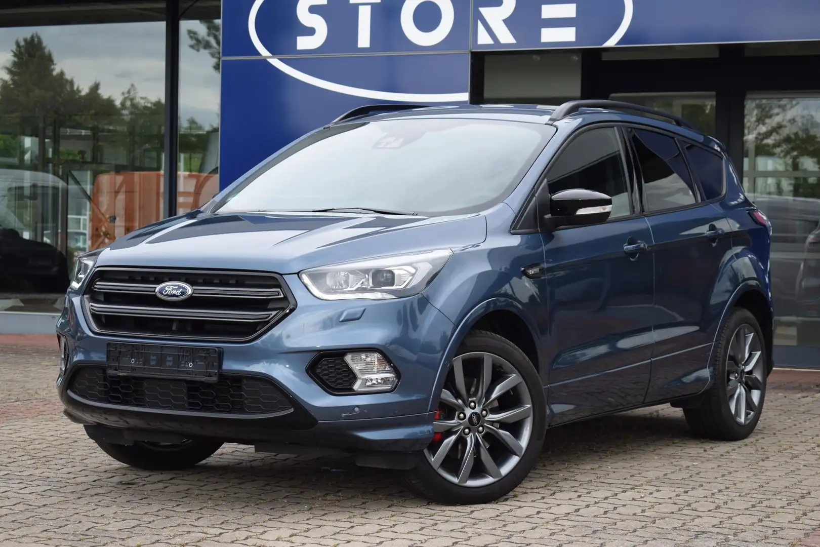 Ford Kuga 1.5 EcoB ST-Line 4x2 Leder ACC Navi AHK Blue - 2