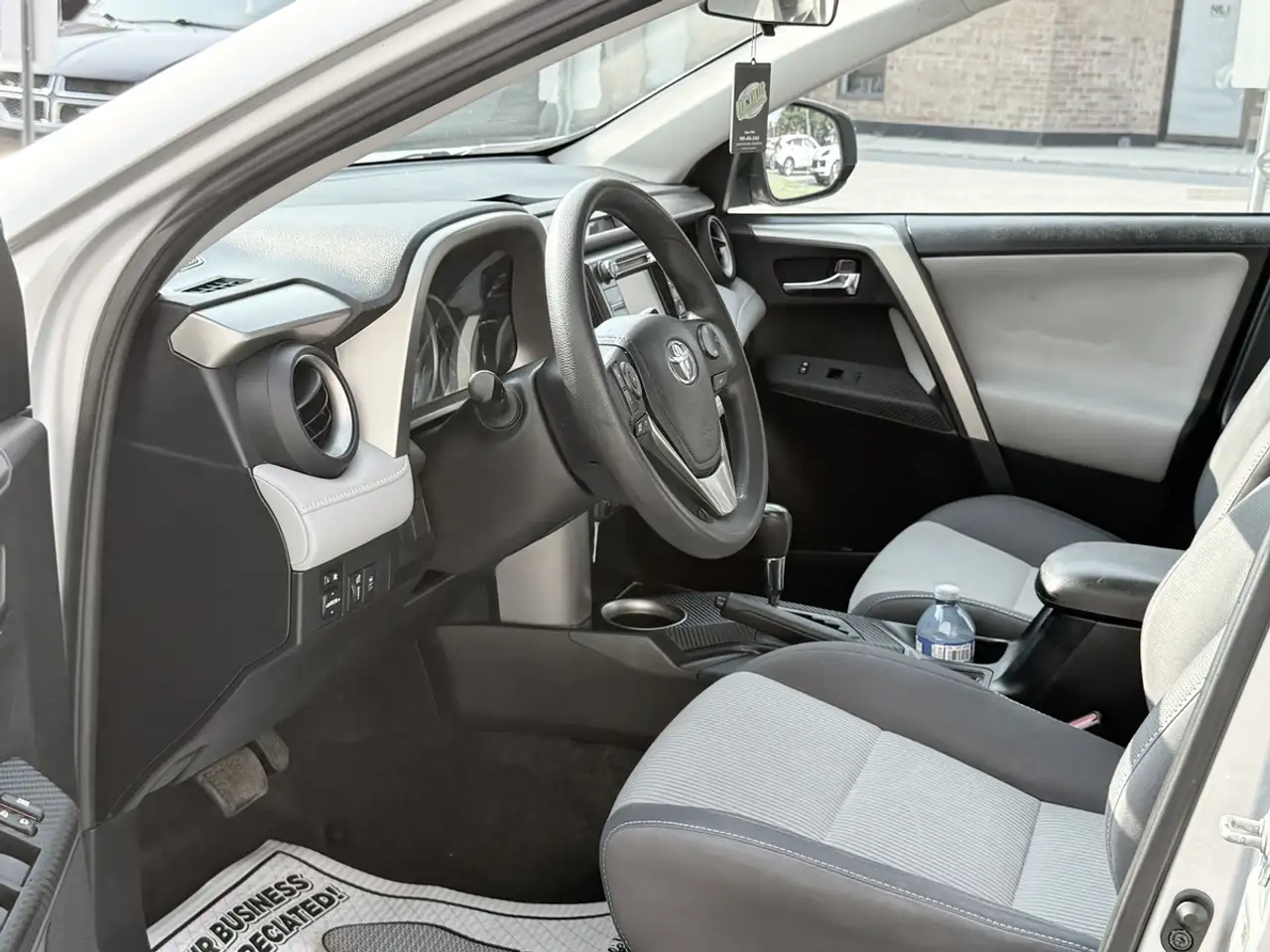 Toyota RAV 4 photo Toyota RAV 4