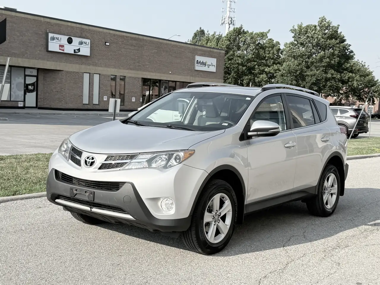 Toyota RAV 4 photo Toyota RAV 4