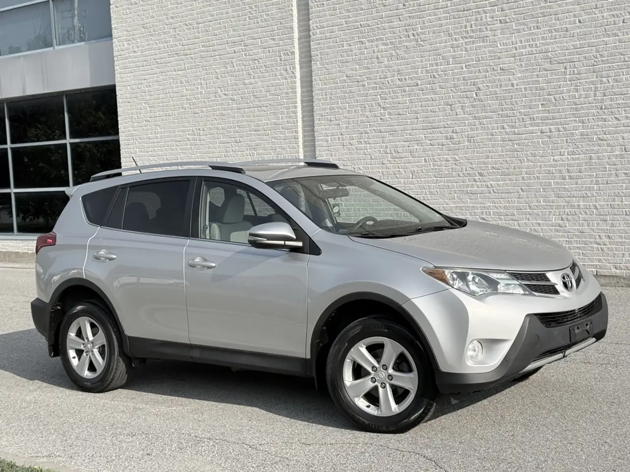 Toyota RAV 4 photo Toyota RAV 4