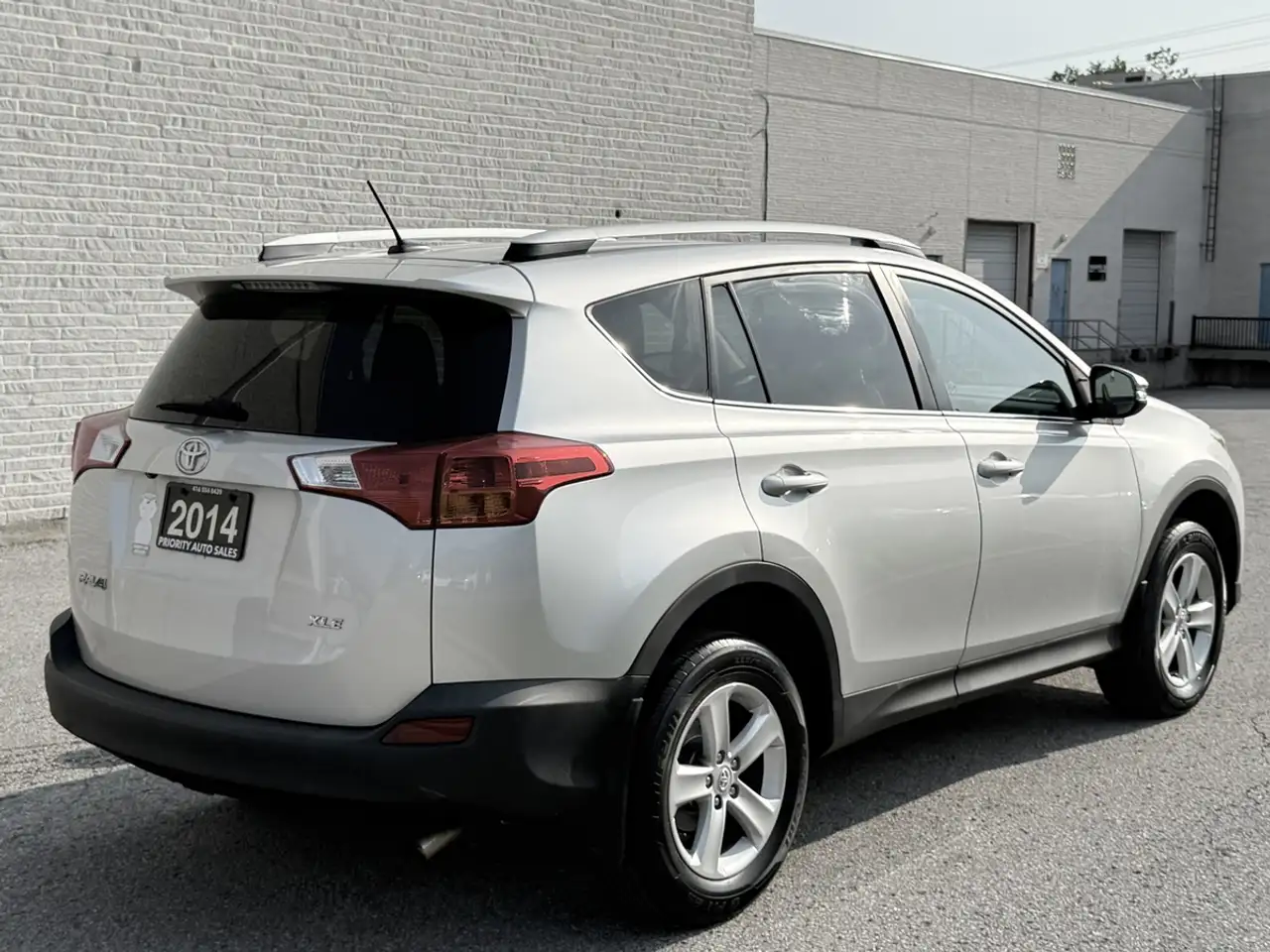 Toyota RAV 4 photo Toyota RAV 4