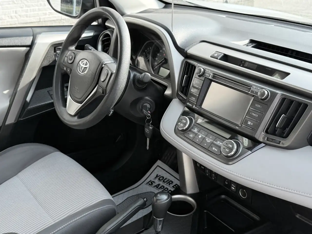 Toyota RAV 4 photo Toyota RAV 4