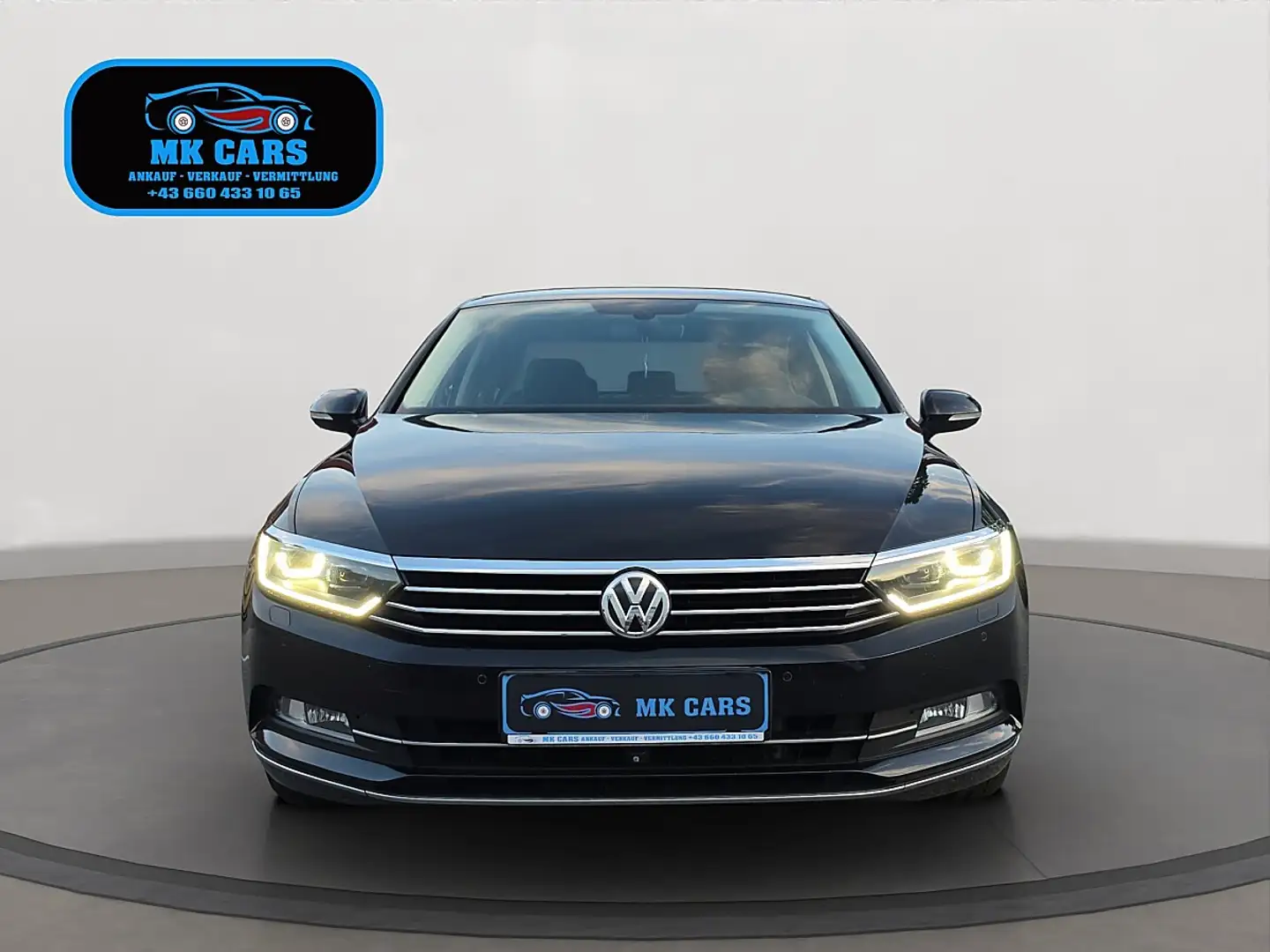Volkswagen Passat Highline 1,8 TSI ACT DSG Schwarz - 2