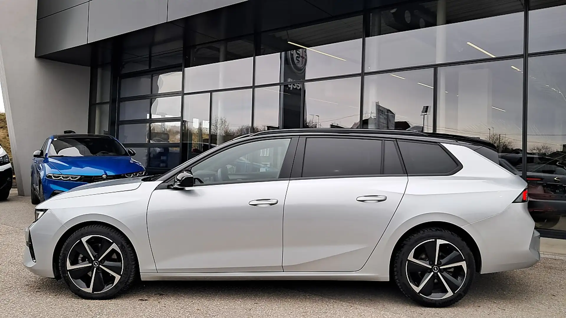 Opel Astra ST 1,5 CDTI GS Aut. Silber - 2