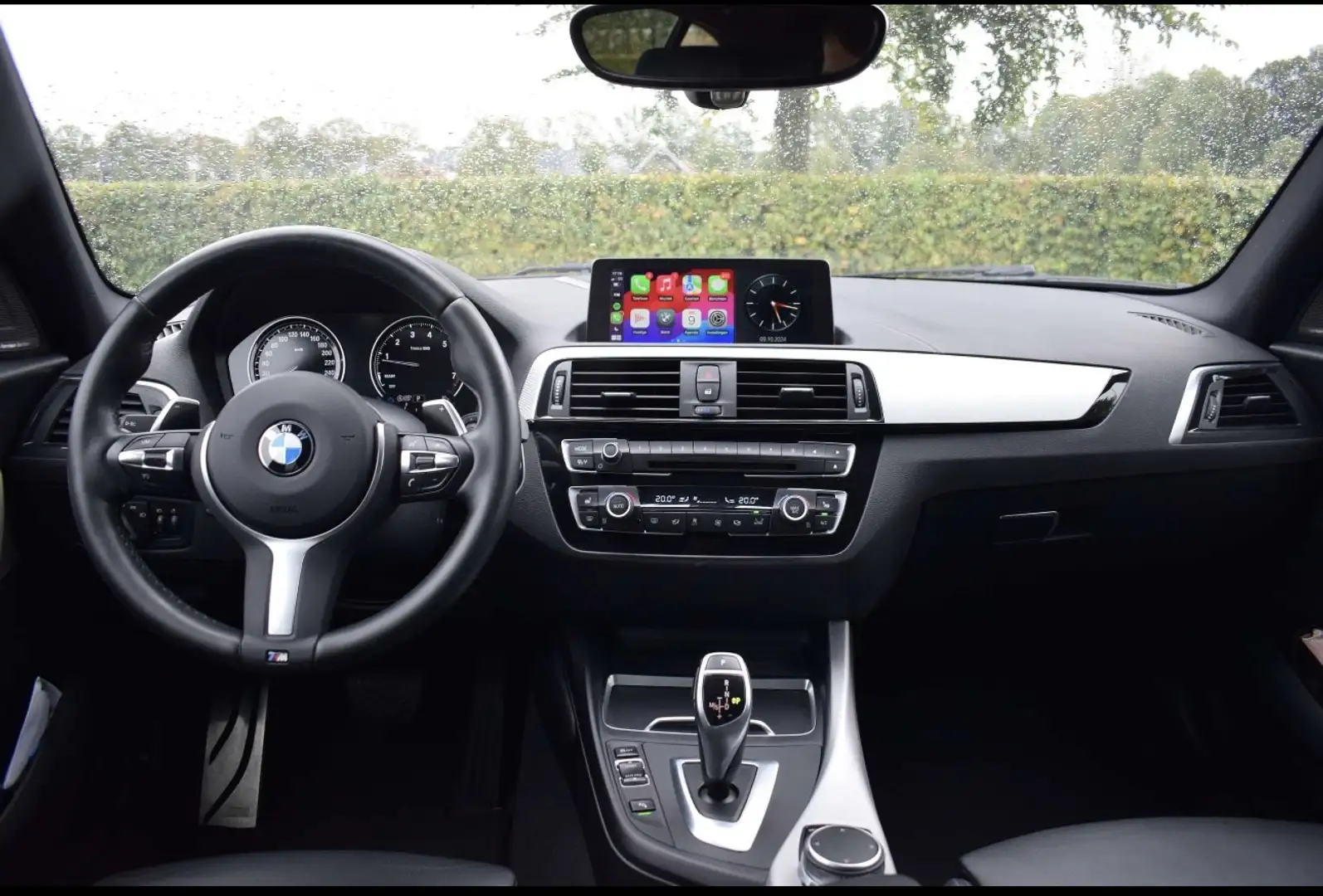 BMW 120 APPLE CARPLAY, Pack M, Sono H&K, Grand ecran - 1