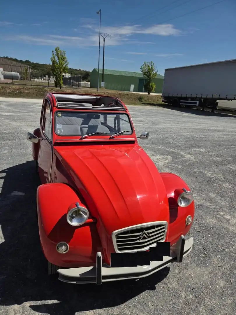 Citroen 2CV AZKA Красный - 1