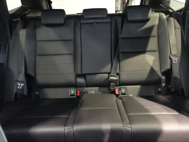 BMW 2 Series view 15
