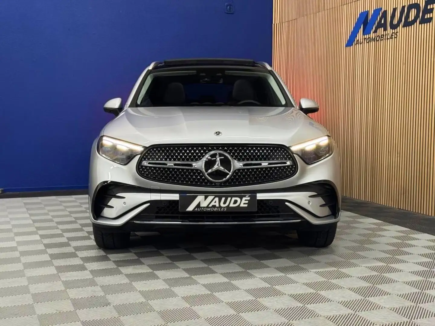 Mercedes-Benz GLC 200 200 204 CH BVA 9G-Tronic 4-Matic AMG LINE PREMIUM PLUS Gris - 2