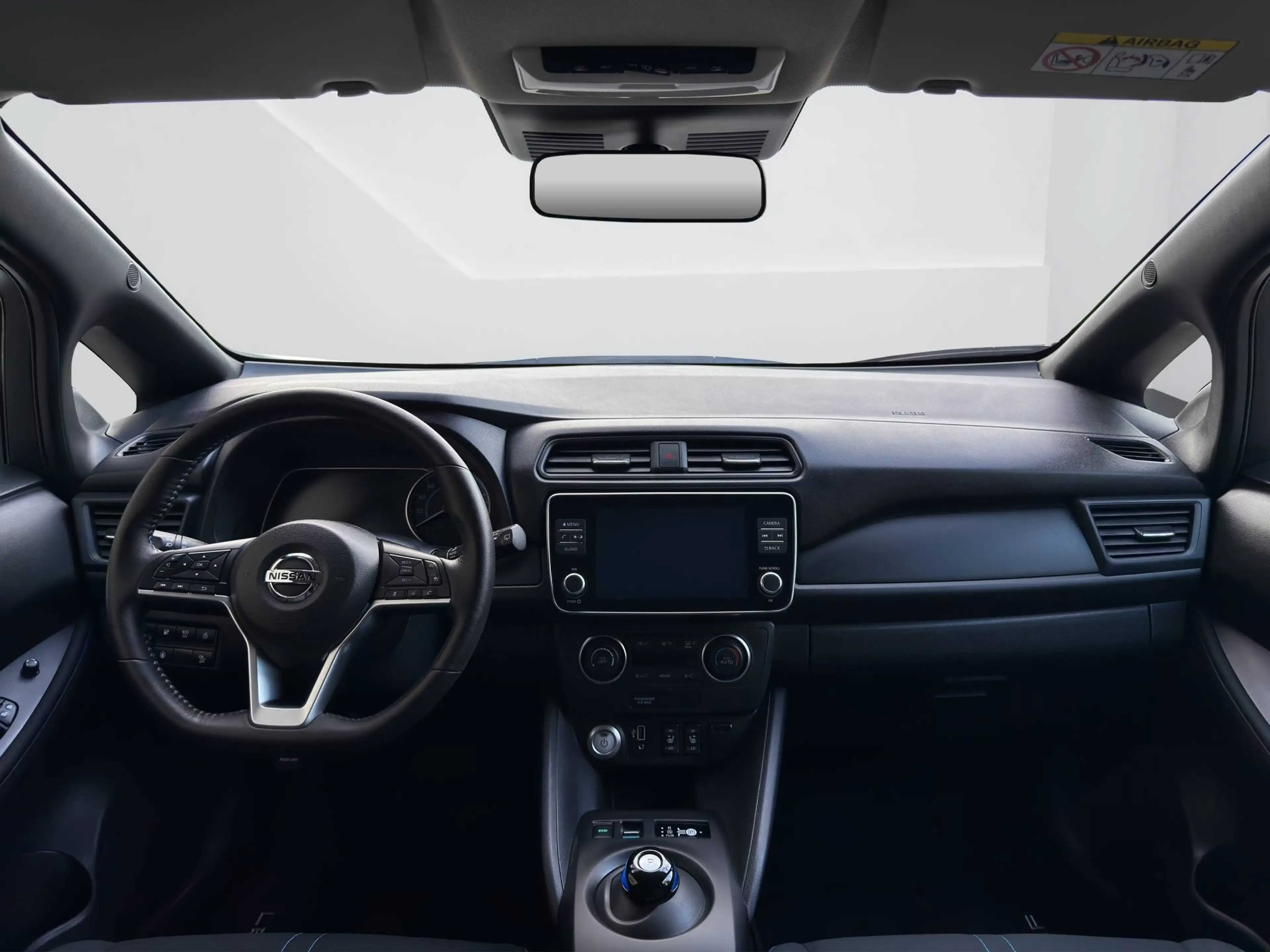 Nissan Leaf electric drive 110 kW Acenta — photo 12