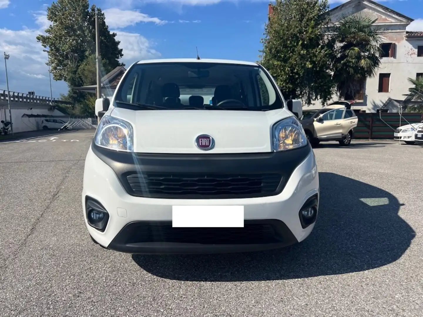 Fiat Qubo 1.3 MJT 80 CV Start&Stop Lounge Blanco - 2