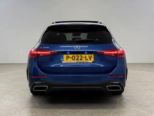 Mercedes-Benz C-Class view 9