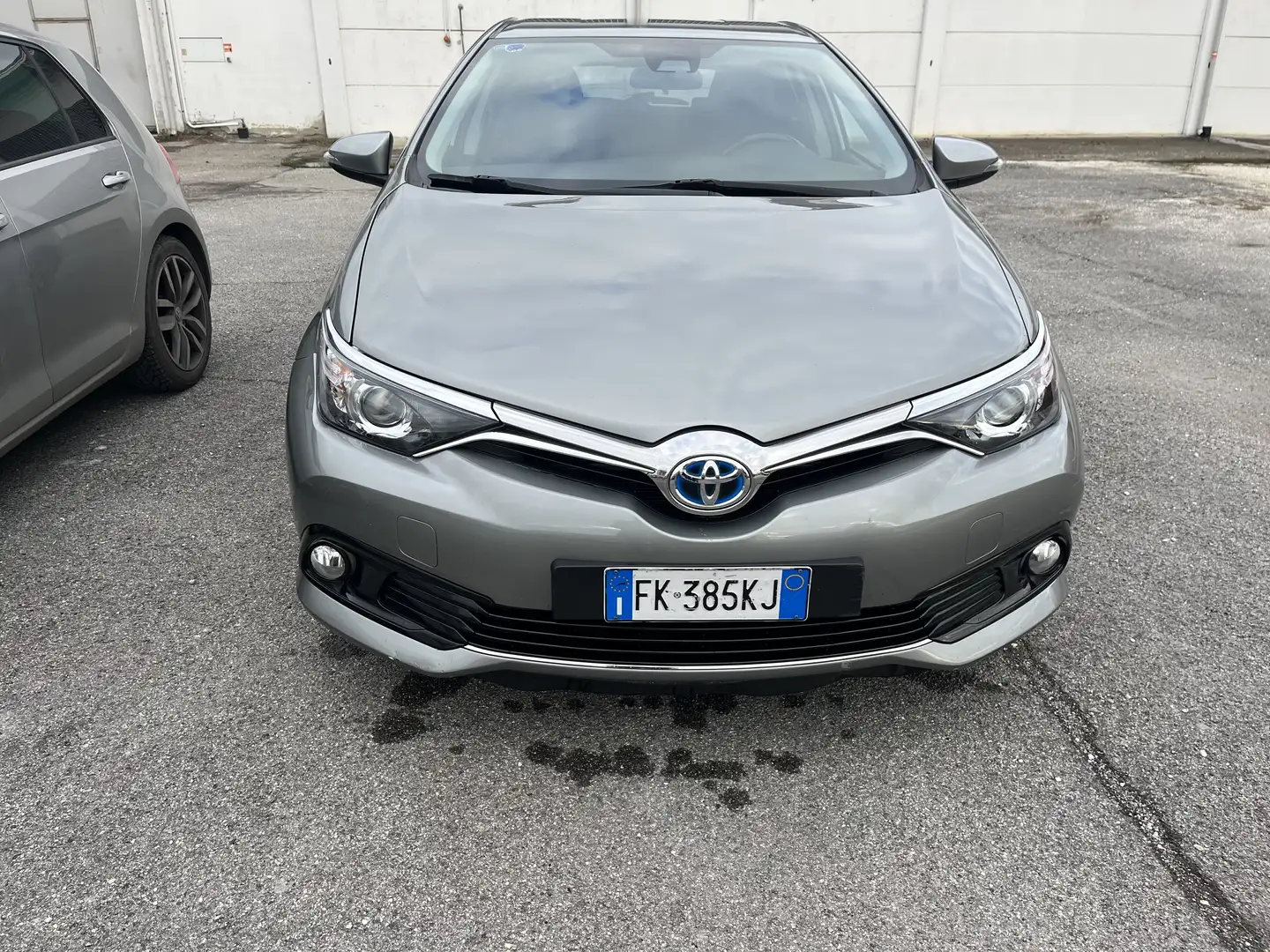 Toyota Auris 1.8h Lounge cvt my17 - 2