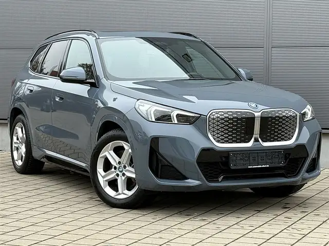 BMW iX1 30 xDrive M Sport*DriveAssPro*Pano*AHK*HUD*