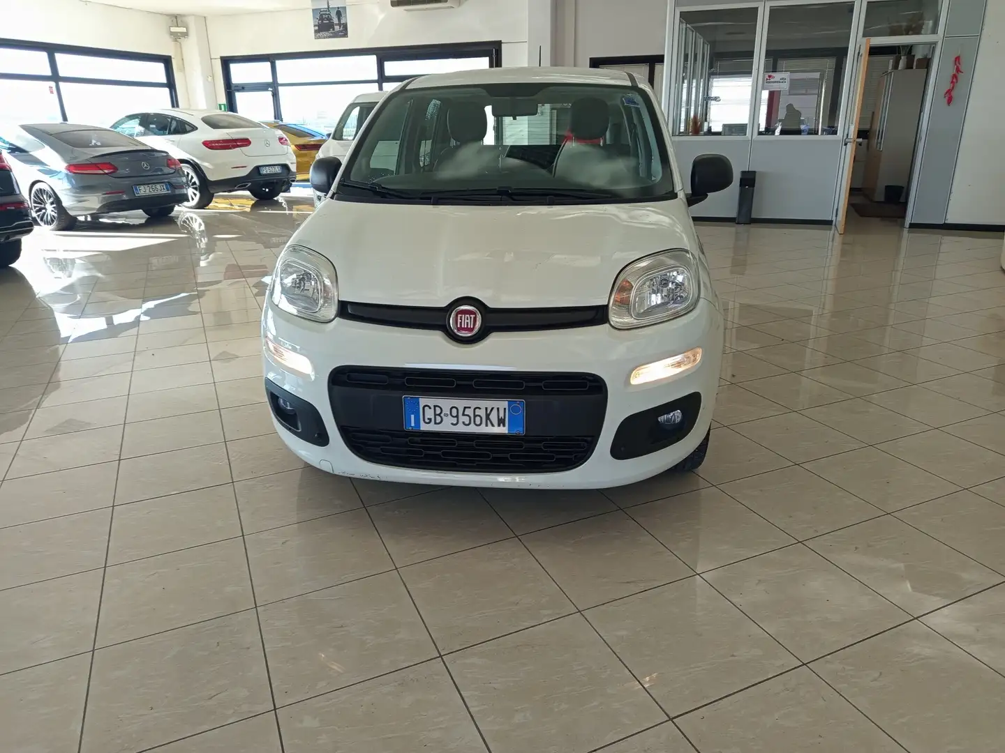 Fiat Panda Panda III 2016 1.2 Easy easypower Gpl 69cv my19 Weiß - 1