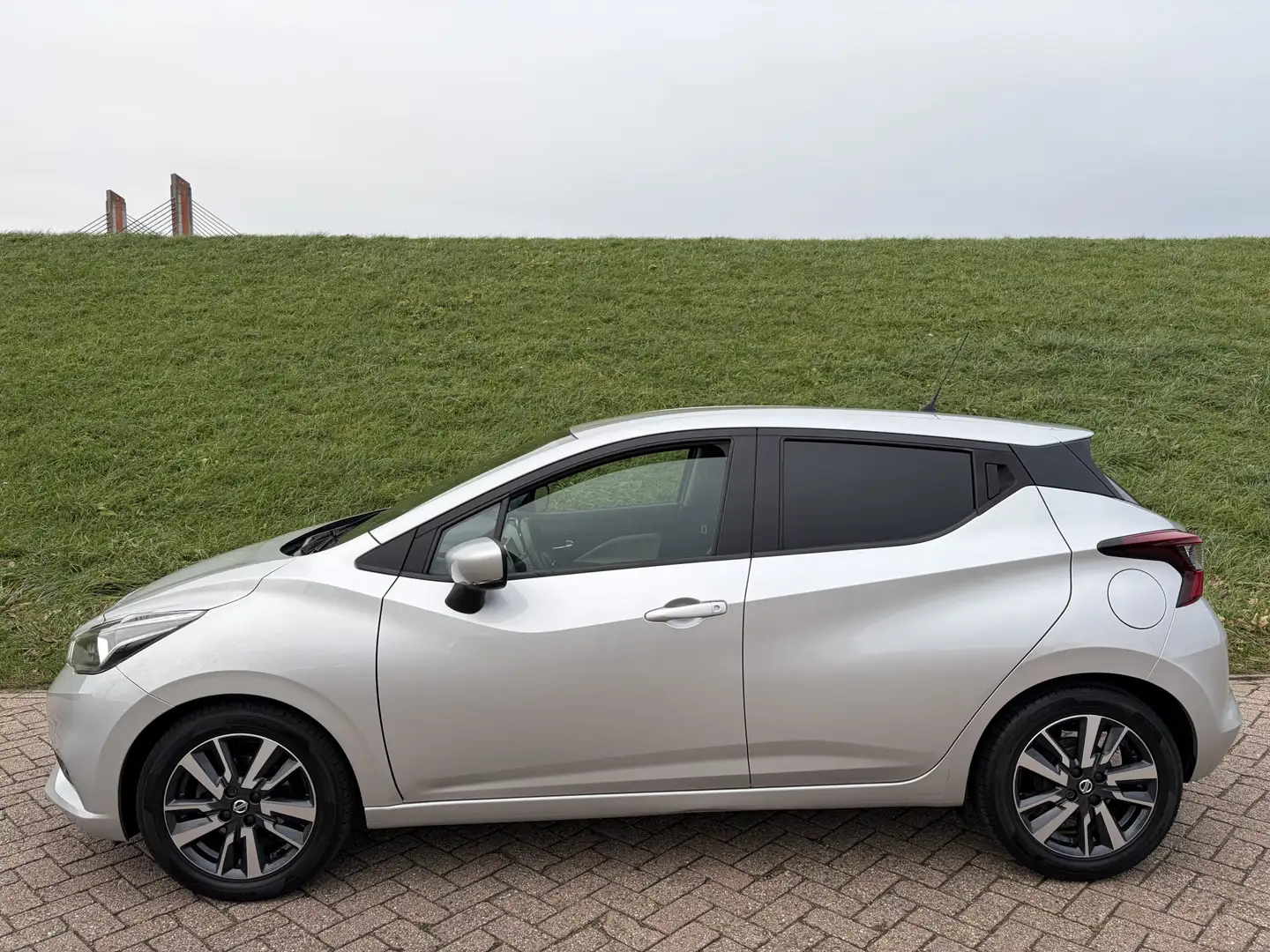 Nissan Micra 0.9 IG-T Business Edition Camera | Navigatie | Cli Grijs - 2