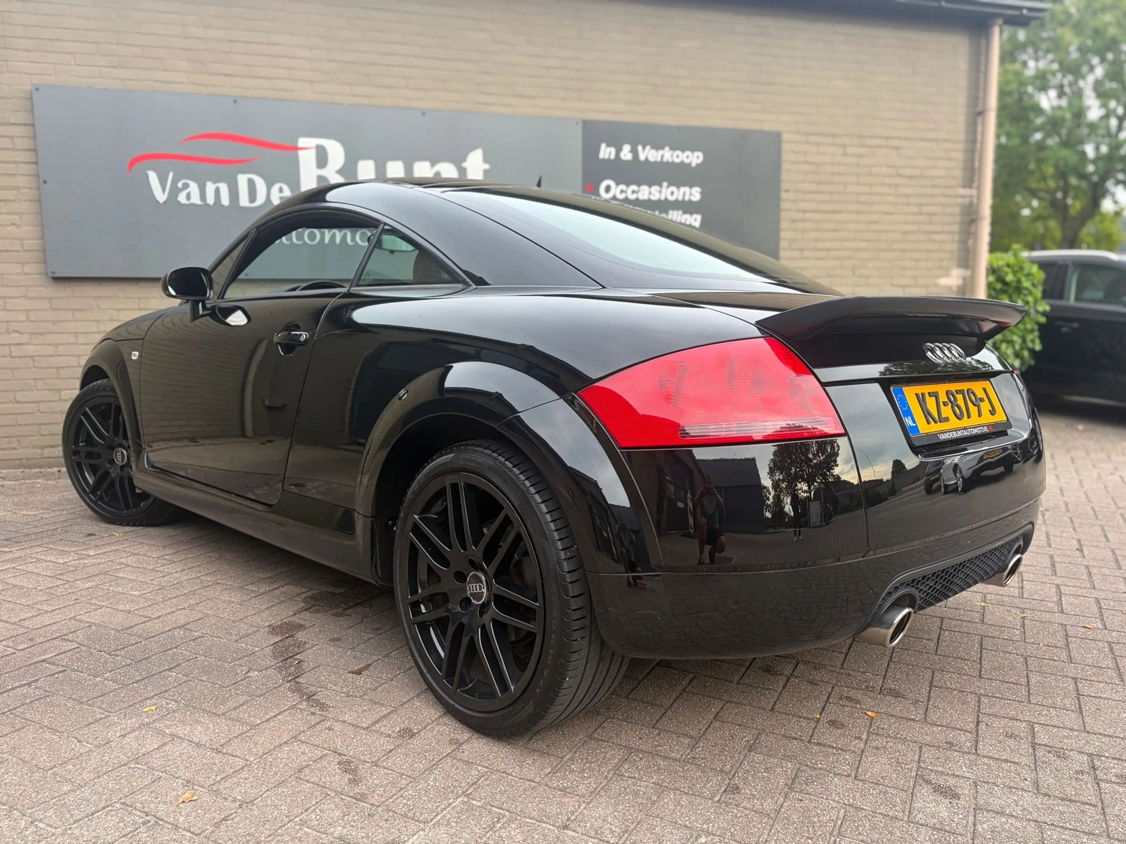 Audi TT 3.2 V6 quattro — photo 3
