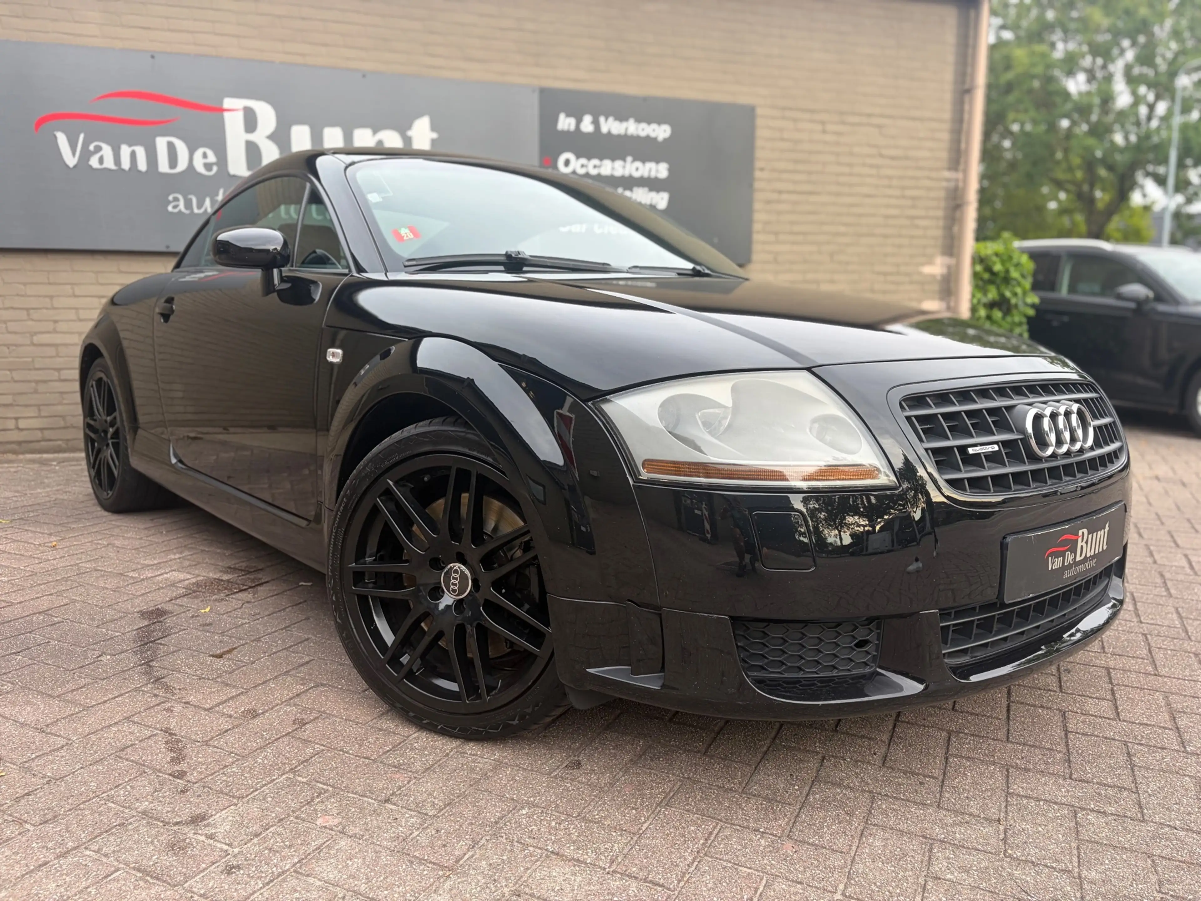 Audi TT 3.2 V6 quattro — photo 4