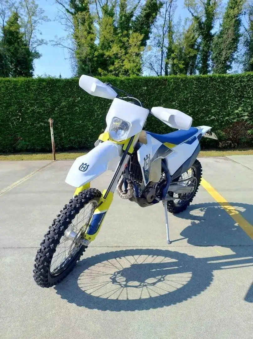 Husqvarna FE 250 Alb - 1