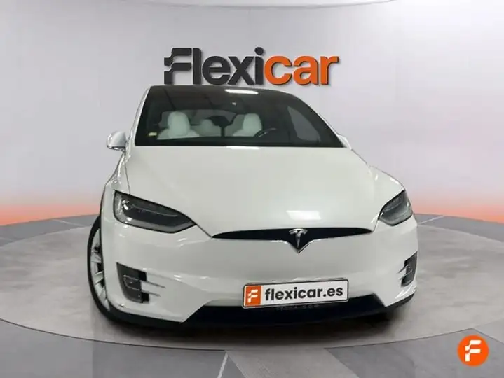 Tesla Model X 2018, foto 2