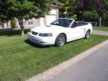 CONVERTIBLE, CONDITION IMPECABLE A 1 , 92000 KILO