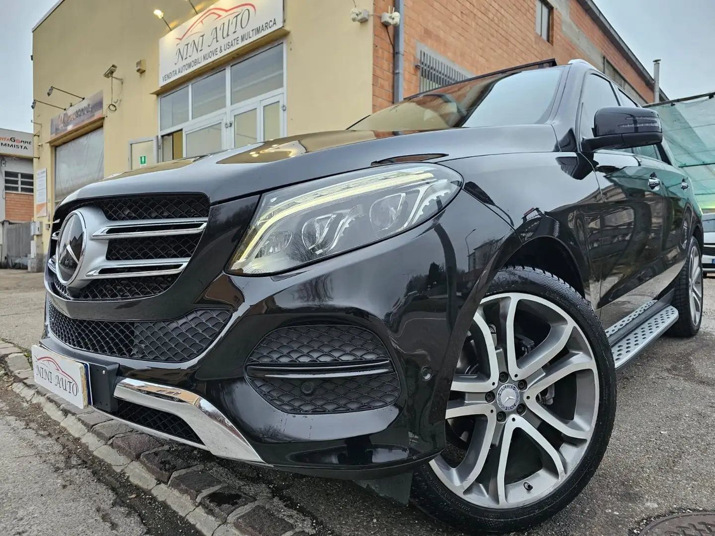 Mercedes-Benz GLE 250 d 204cv Exclusive Plus 4Matic*Pelle*Navi*Tetto*21* Noir - 1