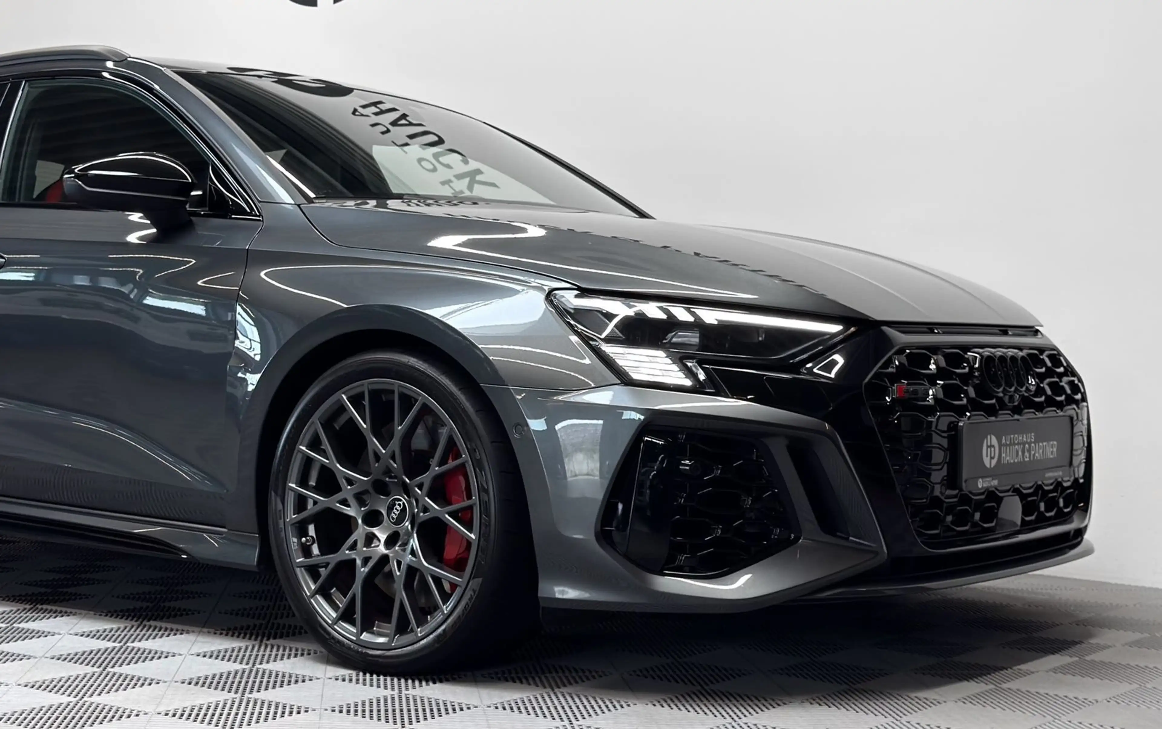 Audi RS3 q*Matrix*Kamera*H-Up*Key-Go*Navi*B&O**ACC* — photo 8