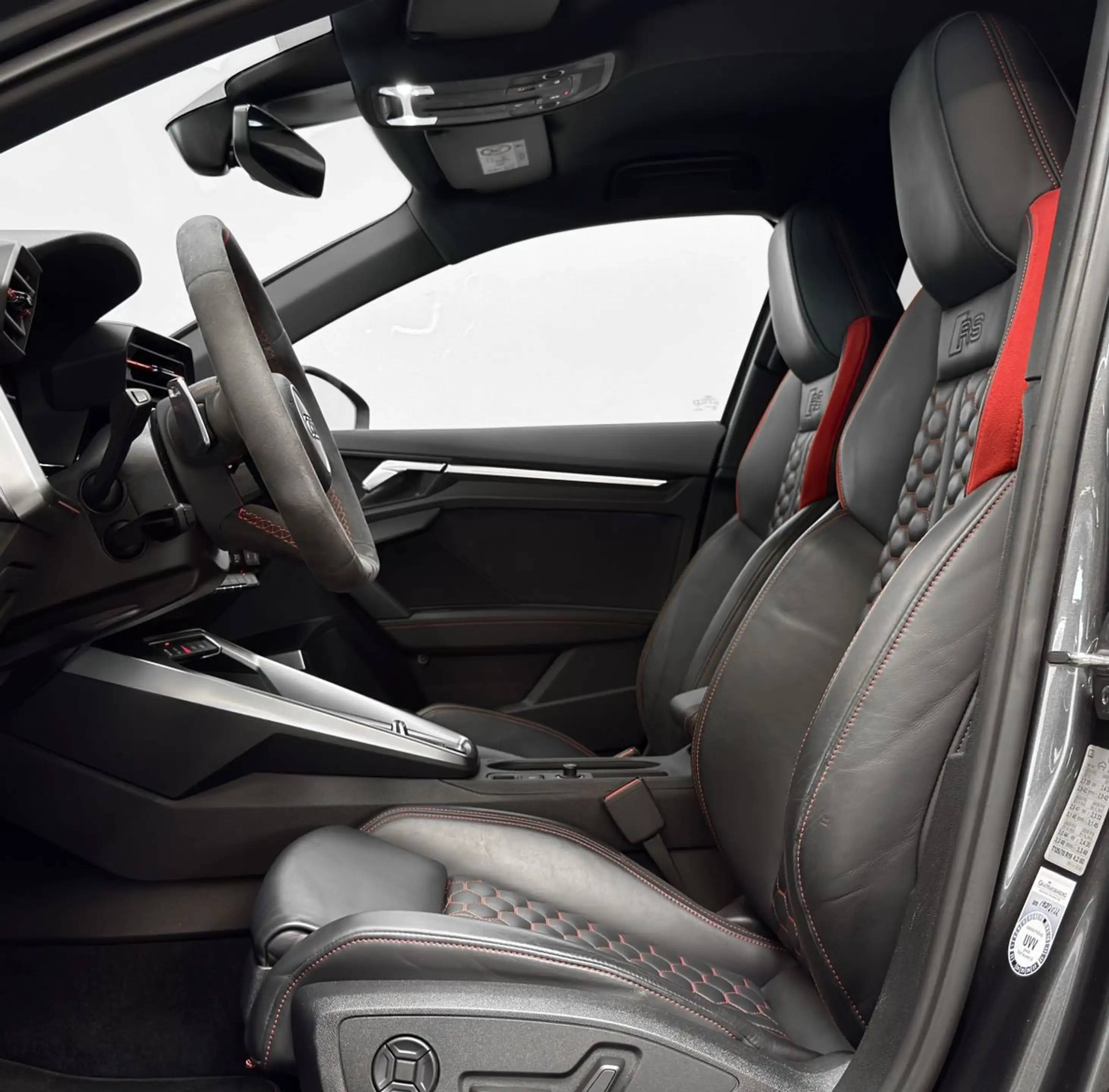 Audi RS3 q*Matrix*Kamera*H-Up*Key-Go*Navi*B&O**ACC* — photo 11