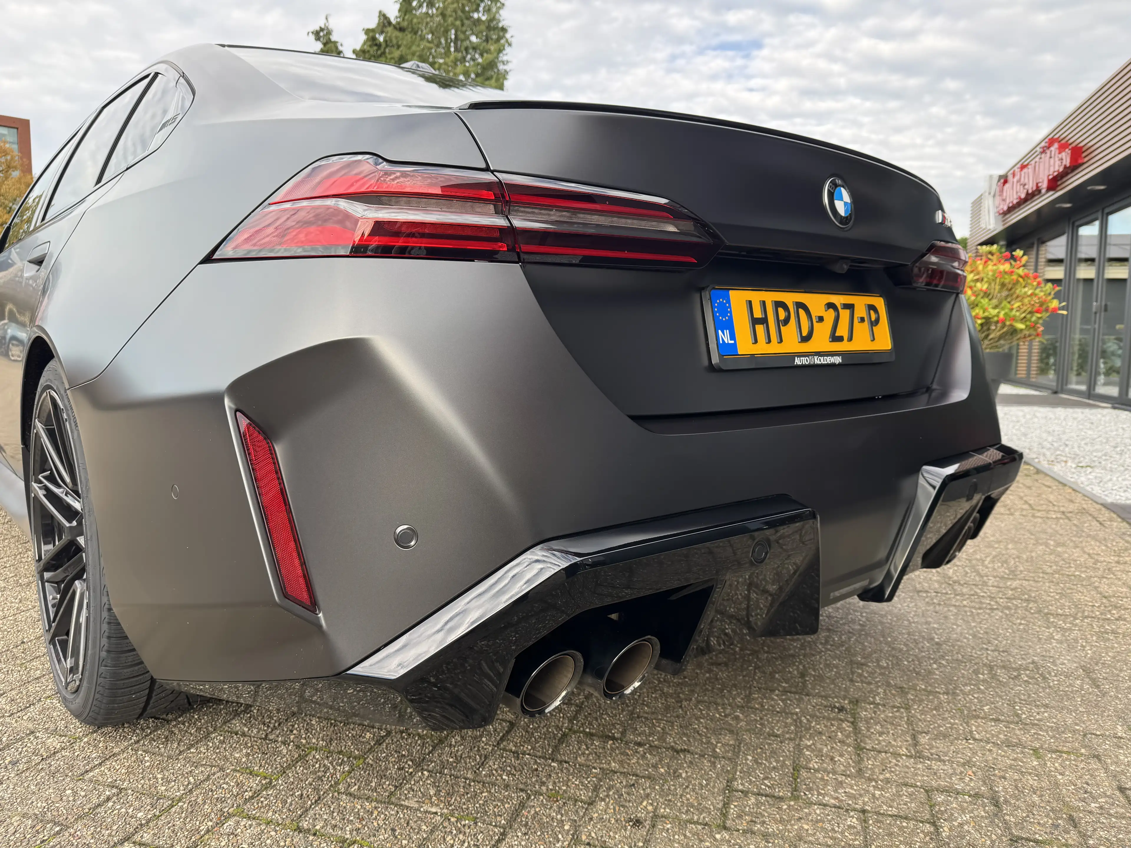 BMW M5 Sedan 727 Pk | Carbon Pack | Pano | B&W | Geventil — photo 6