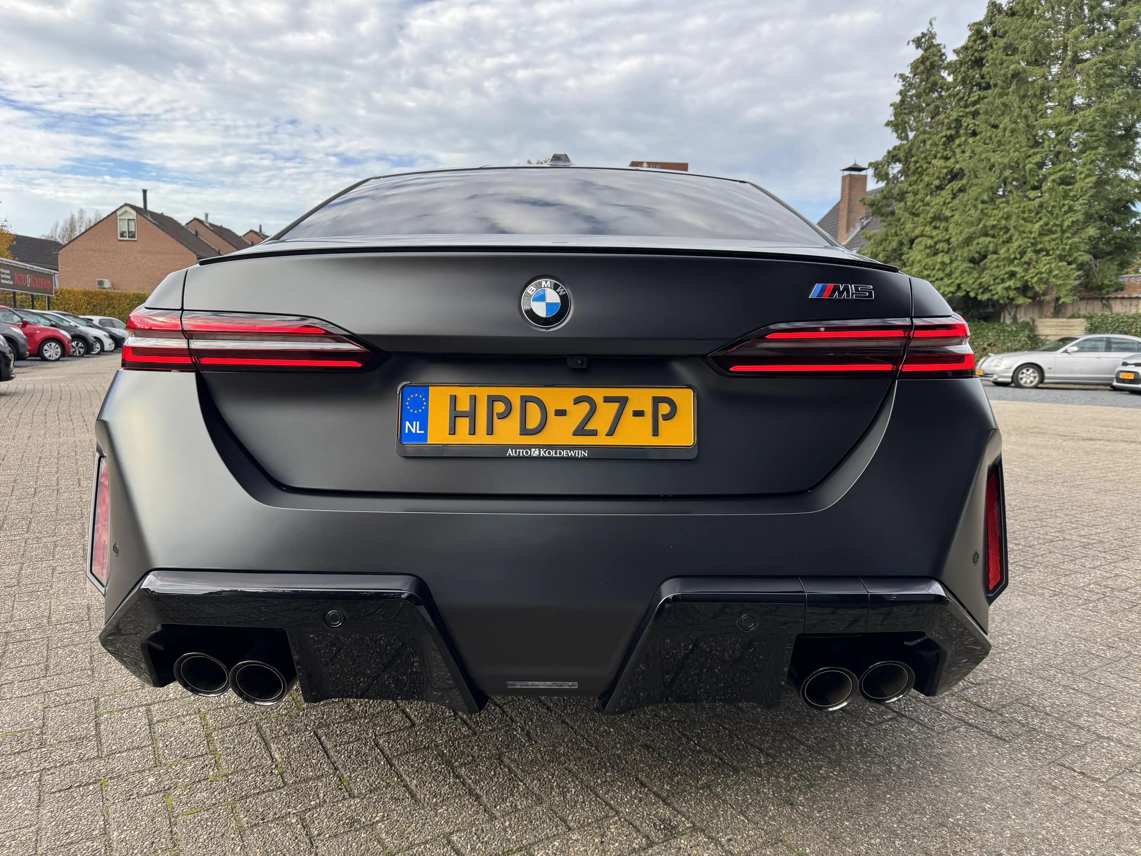 BMW M5 Sedan 727 Pk | Carbon Pack | Pano | B&W | Geventil — photo 9