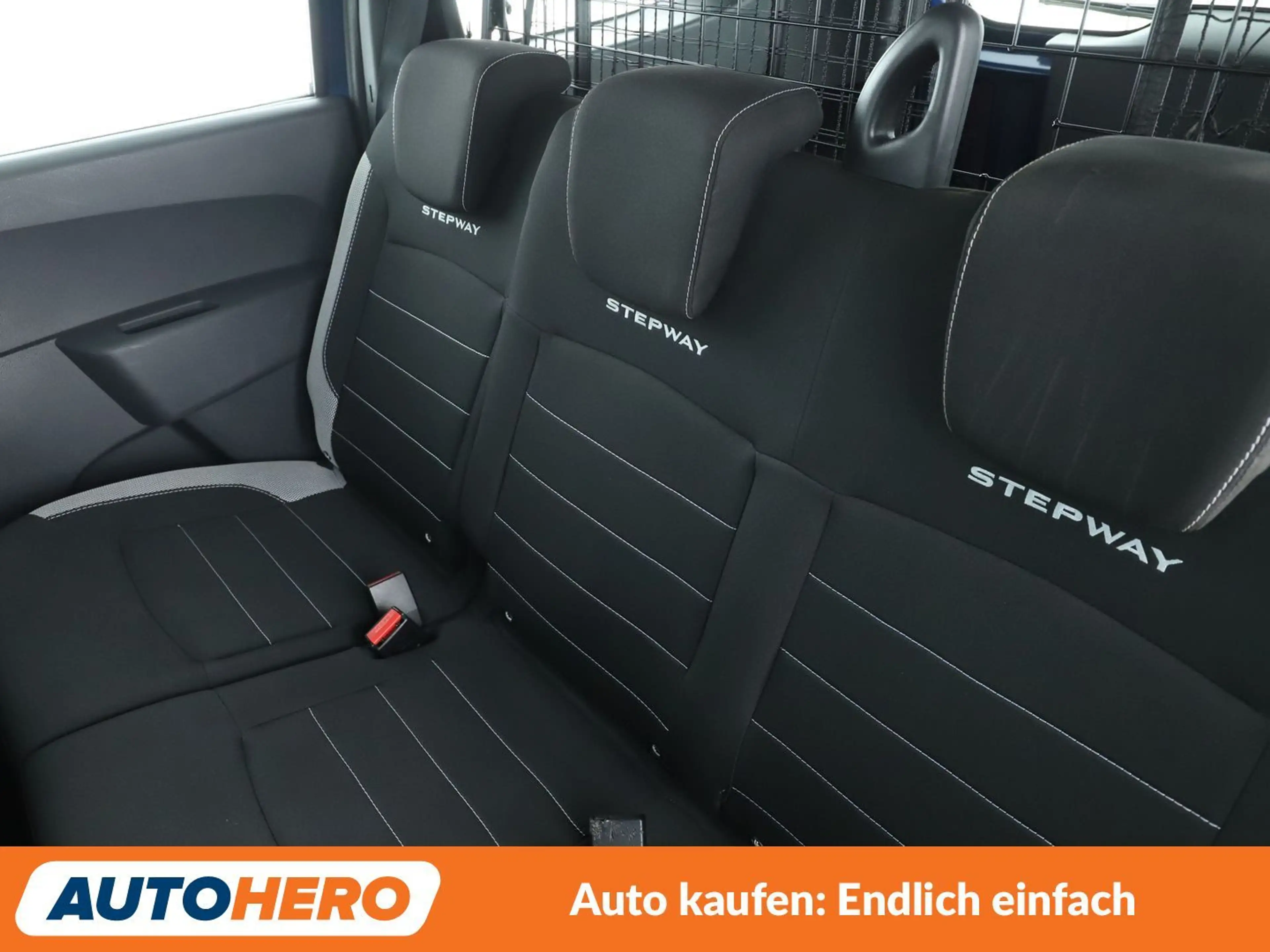 Dacia Lodgy 1.2 TCe Stepway *NAVI*TEMPO*CAM*SHZ*KLIMA* — photo 14