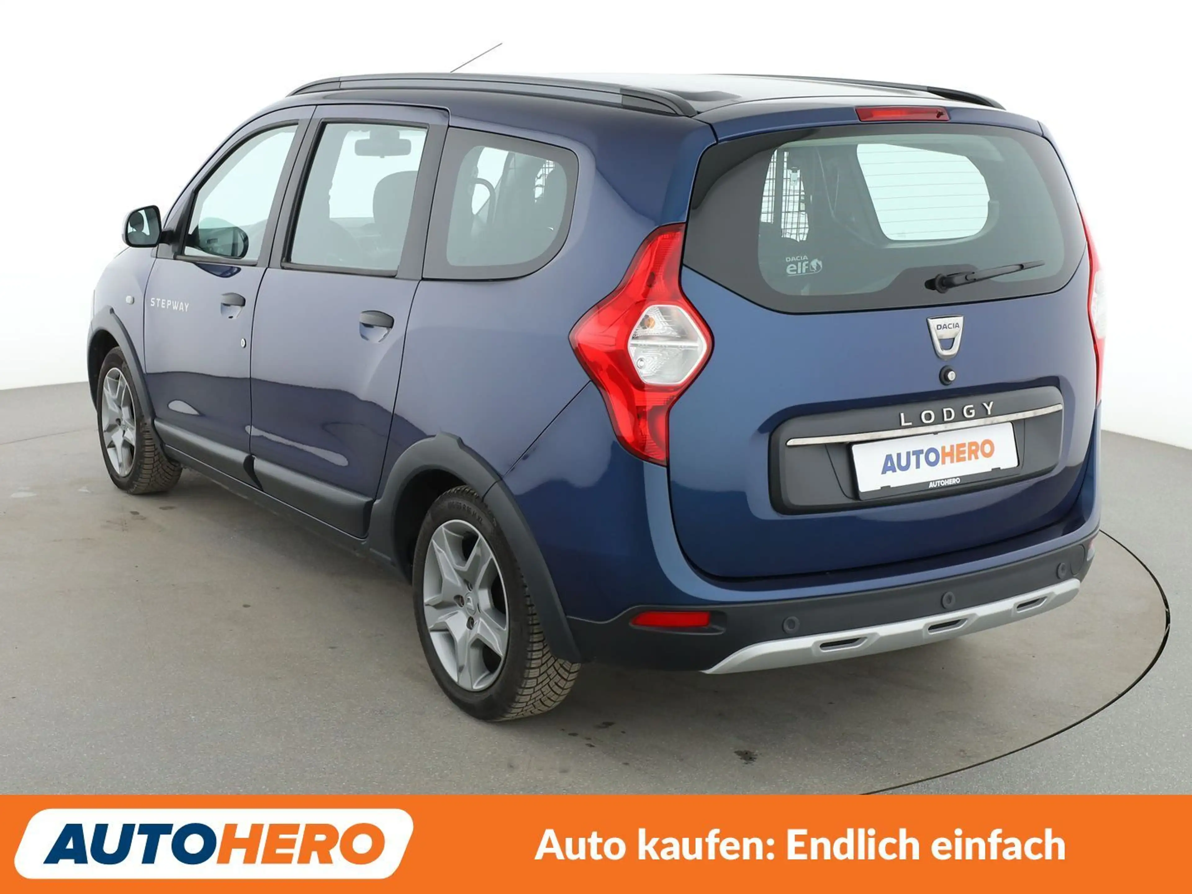 Dacia Lodgy 1.2 TCe Stepway *NAVI*TEMPO*CAM*SHZ*KLIMA* — photo 4